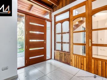 Casa en Venta en Helsby / Padre Hurtado
