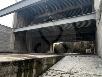Edificio en venta en Las Arboledas