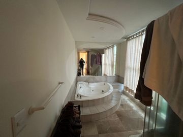 Retorno valle real 1b Casa en venta en Hacienda de las Palmas