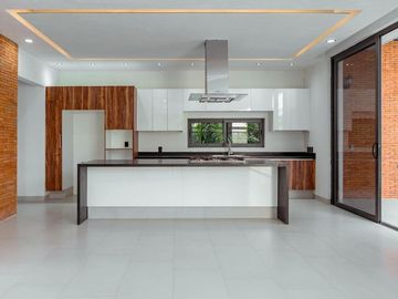CASA EN VENTA EN NUEVO VALLARTA