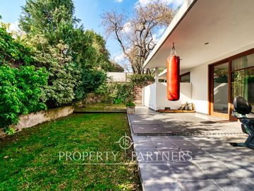 Espectacular casa en San Damián con gran jardín.