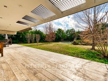 Espectacular casa en San Damián con gran jardín.