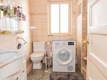 Departamento en plena calle Bories con 4 amplios estacionamiento
