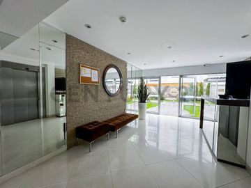 Venta moderno dpto en el Golf Los Inkas - Surco (ref: Cerros de Camacho)