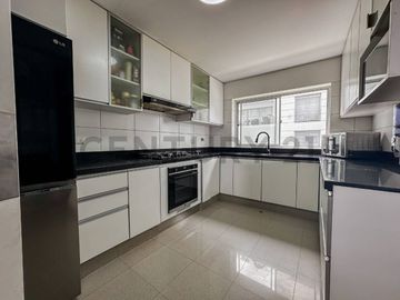 Venta moderno dpto en el Golf Los Inkas - Surco (ref: Cerros de Camacho)