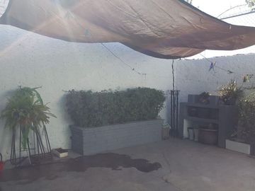 Se Vende Casa en LOMAS DE QUERETARO con Gran Ubicación, de Oportunidad!