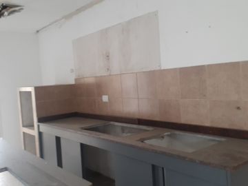 Departamento Tipo Casa en venta en Moron Centro