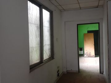Departamento Tipo Casa en venta en Moron Centro