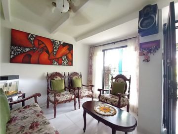 SE VENDE CASA EN VILLA DEL PRADO