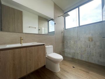 VENTA de CASAS en PEREIRA