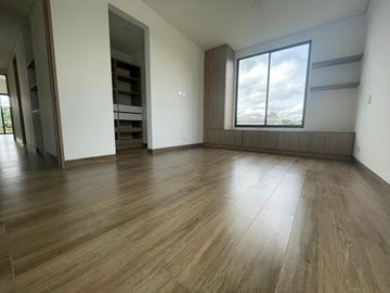 VENTA de CASAS en PEREIRA