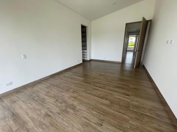 VENTA de CASAS en PEREIRA