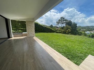 VENTA de CASAS en PEREIRA