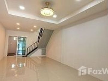3 Bedroom Townhouse for sale at Tharntong 2