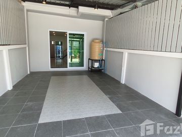 3 Bedroom Townhouse for sale at Tharntong 2