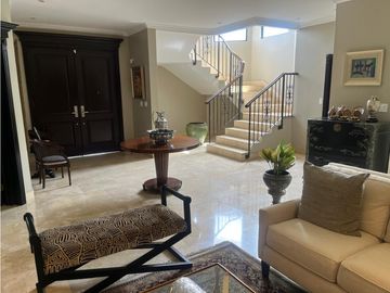 Venta de casa en Costa del Este (Antigua) GTA