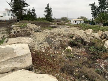 En  venta  terreno frente al Mar en la Ruta del Spóndylus,  Sector PACOA