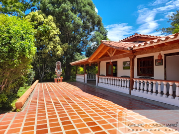 Casa-Finca en Venta Ubicado en EL CARMEN DE VIBORAL Codigo 1640