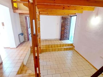 Venta Departamento Pasillo Dos Dormitorios Comodin Patio. Martin