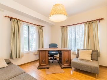 Casa en  venta en Boat Center , 3 dormitorios, piscina, quincho, cochera y amplio parque con amarra