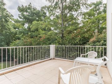 Casa en  venta en Boat Center , 3 dormitorios, piscina, quincho, cochera y amplio parque con amarra
