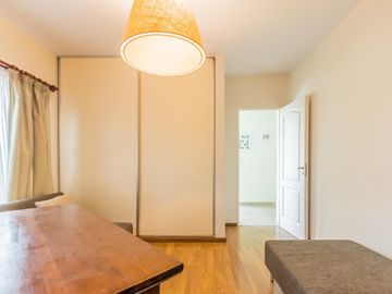 Casa en  venta en Boat Center , 3 dormitorios, piscina, quincho, cochera y amplio parque con amarra