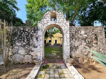 Ex Hacienda San Pedro Noh Pat (Área de cuarto de máquinas y chimenea) en Venta