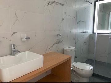 Venta Casa de Autor Nueva Altus, Aqua II, Lago Esmeralda, Atizapan