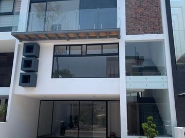 Venta Casa de Autor Nueva Altus, Aqua II, Lago Esmeralda, Atizapan