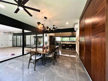 CASA EN VENTA MERIDA, DE UNA PLANTA, CONKAL