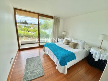 Bosques de Montemar, Concón. Exclusivo departamento.