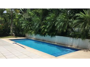 ALQUILER Y VENTA CASA EN COSTA ESMERALDA COSTA SUR CON PISCINA