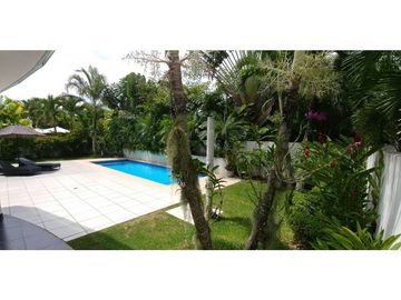 ALQUILER Y VENTA CASA EN COSTA ESMERALDA COSTA SUR CON PISCINA