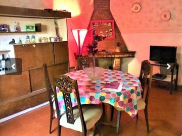 Casa en venta de 4 dormitorios c/ cochera en Las Heras