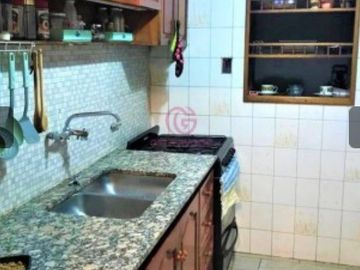 Casa en venta de 4 dormitorios c/ cochera en Las Heras