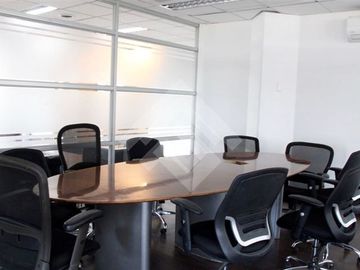 Oficina en Venta en Av. El Salto