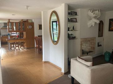CASA CON USO DE SUELO MIXTO