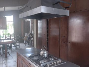CASA CON USO DE SUELO MIXTO
