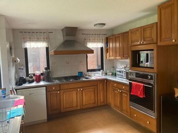 CASA CON USO DE SUELO MIXTO