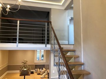 CASA COLONIAL CON USO DE SUELO COMERCIAL