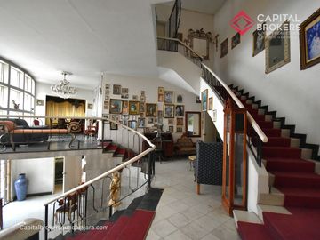 Casa de Lujo en Venta en Colonia  Ideal para Desarrollar Torre de Departamentos