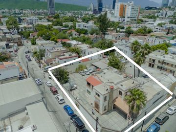 VENTA DE CASA ZONA OBISPADO