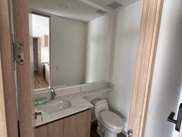🏙️ Apartamento de lujo para estrenar — Sajonia