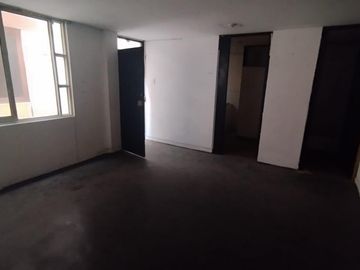 En venta Departamento en en 1er y 2do piso cerca a parque - San Miguel