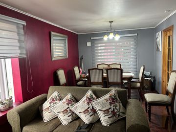 Amplio sitio y casa en Avenida Inés de Suarez, Temuco. Comercial y residencial