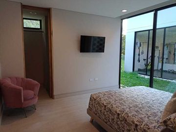CASA EN VENTA UBICADA EN EL RETIRO VIA DON DIEGO LA FE