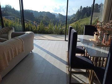 CASA EN VENTA UBICADA EN EL RETIRO VIA DON DIEGO LA FE
