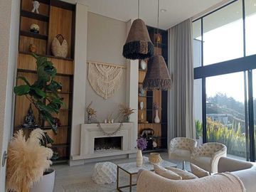 CASA EN VENTA UBICADA EN EL RETIRO VIA DON DIEGO LA FE
