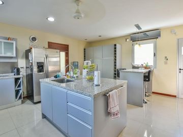 Venta casa 3 dormitorios Kentucky Funes