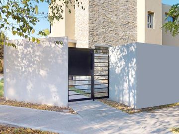 Dúplex en venta en City Bell